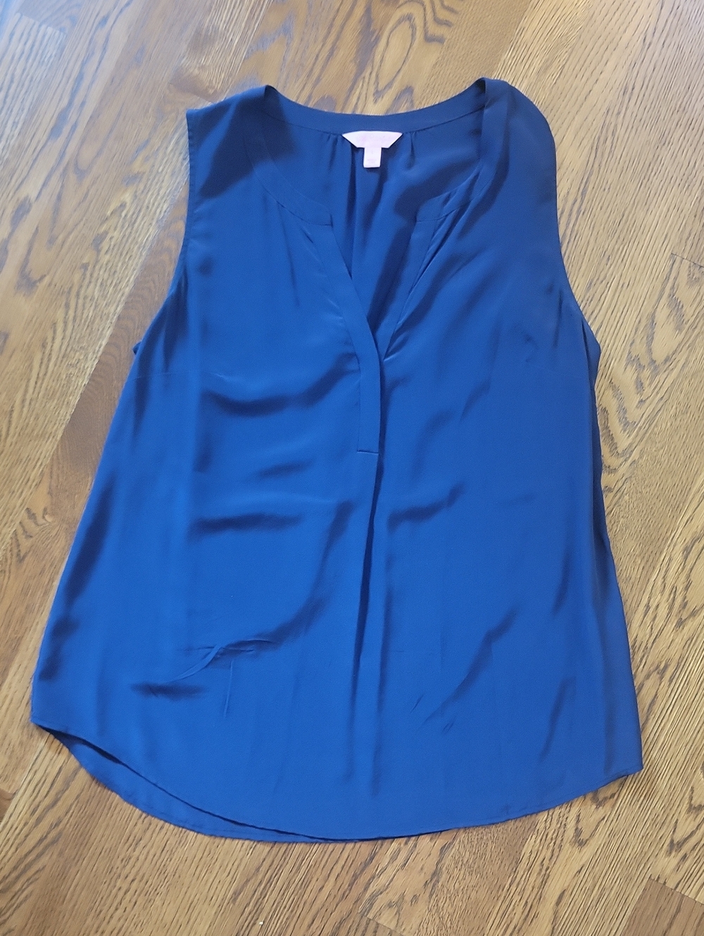 Lilly Pulitzer Sleeveless V-Neck Tank in Royal Blue